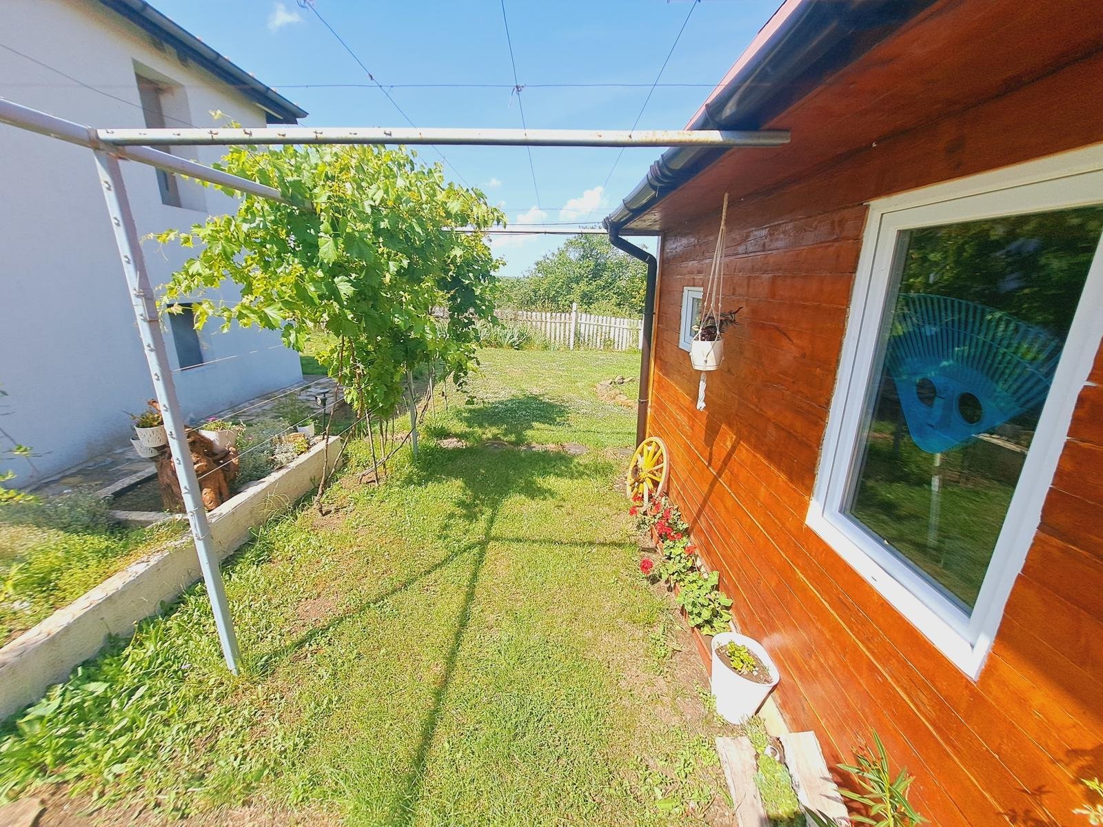 House with three rooms in Sredets, Zornitsa, Bulgaria