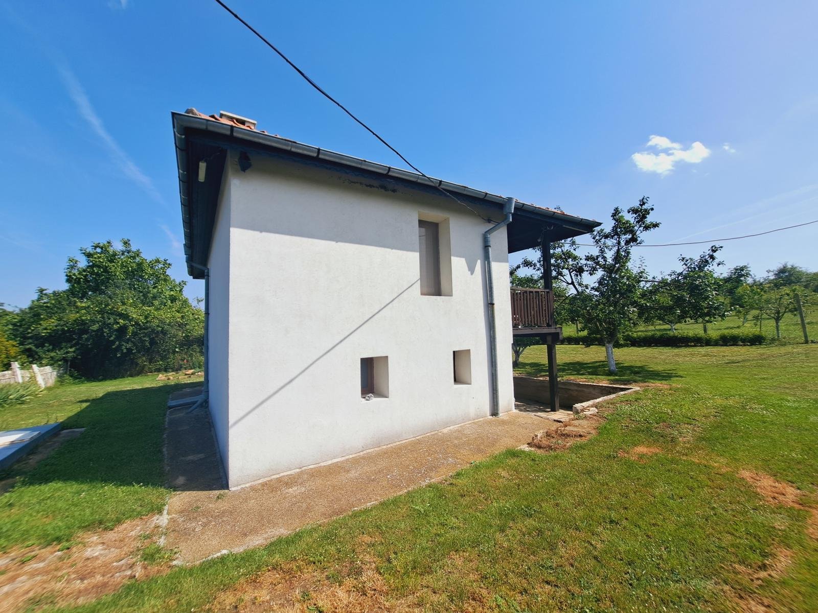 House with three rooms in Sredets, Zornitsa, Bulgaria