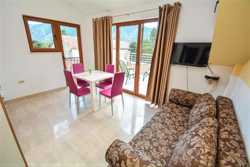 Charmantes Hotel in der malerischen Stadt Kotor, Dobrota, Montenegro