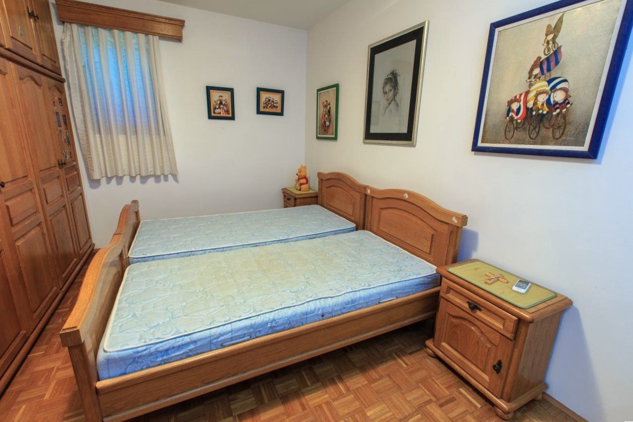 Antik möbliertes, geräumiges Haus mit Meerblick in Bar, Šušanj