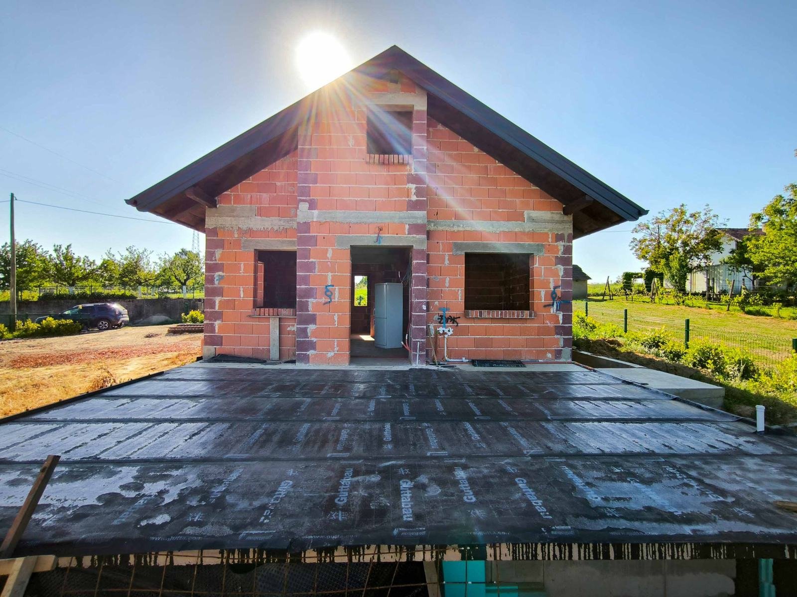 Haus im Bau auf einem großen Grundstück von 3500 m² mit Obstgarten – Vrbovec, Celine