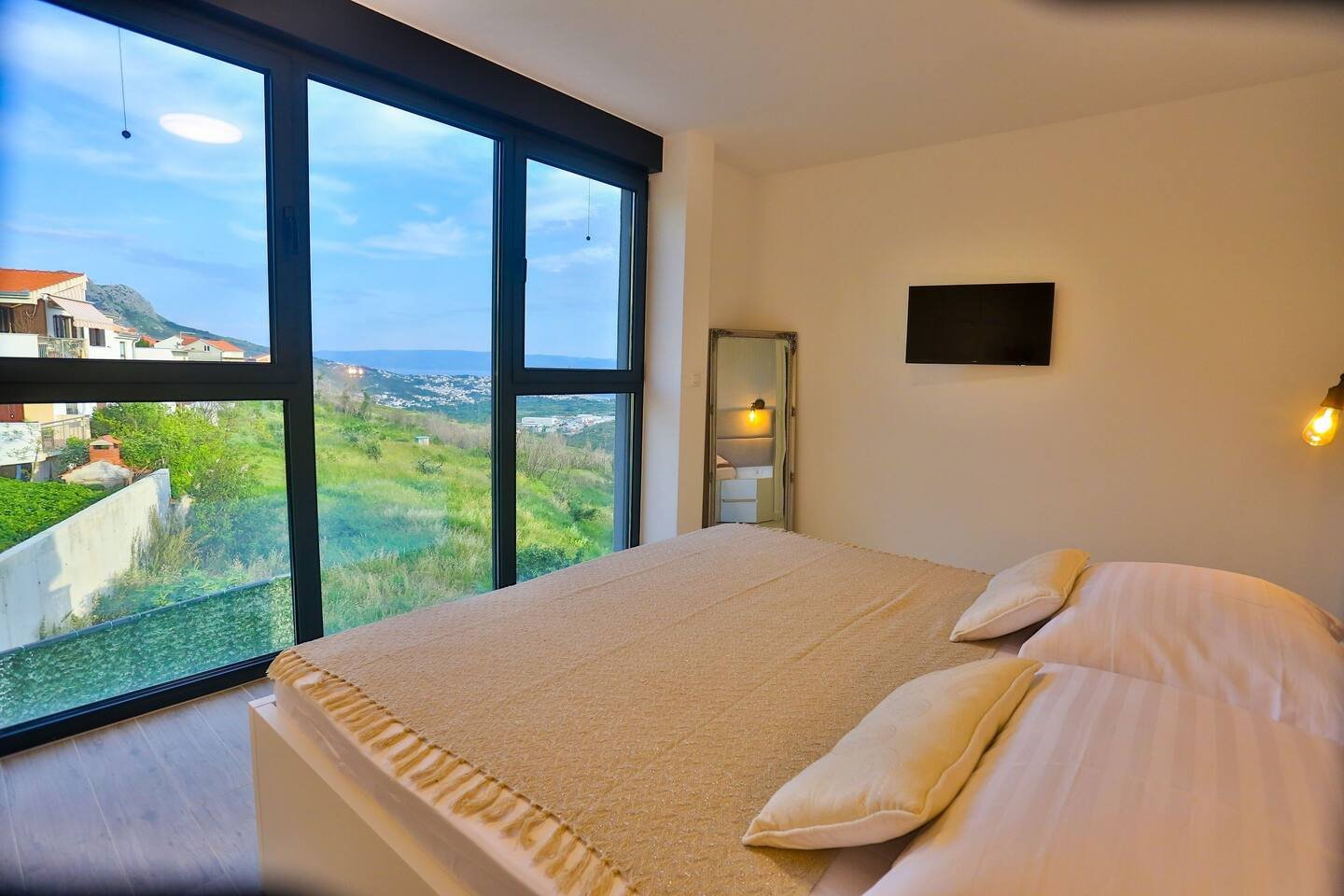 Designvilla, Wellnessbereich, Pool und Panoramablick Kučine Split