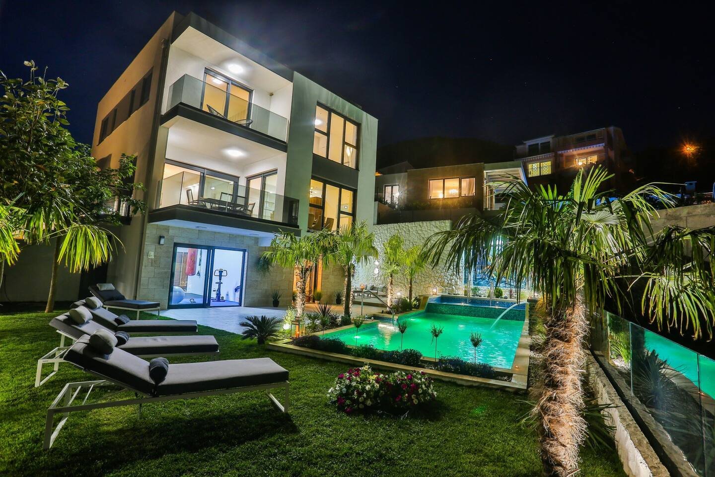 Designvilla, Wellnessbereich, Pool und Panoramablick Kučine Split