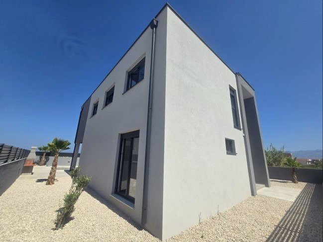 Luxushaus mit Pool, Ruhe am Meer → Vrsi