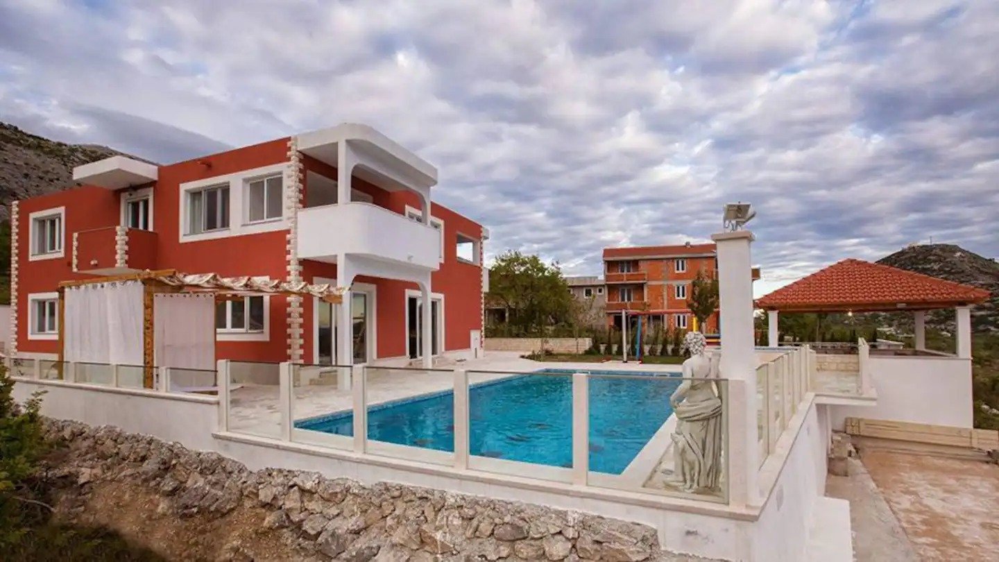 Villa mit Panoramablick auf das Meer und die Inseln, nur 20 Minuten von Split entfernt