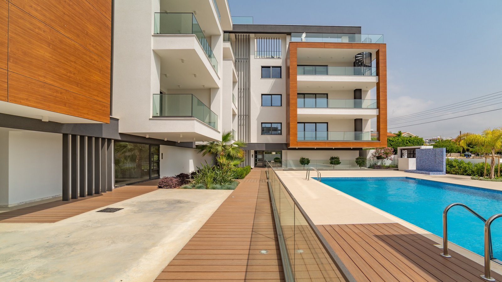 Luxuriöses Penthouse mit 4 Schlafzimmern in einer prestigeträchtigen Anlage, nur 350 m vom Strand entfernt, Limassol, Zypern