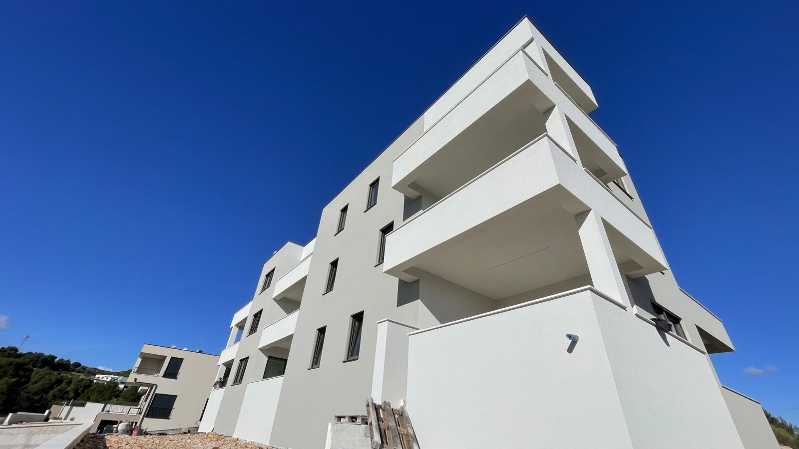 Modernes Apartment mit Meerblick, 400 m vom Strand von Vodice entfernt.