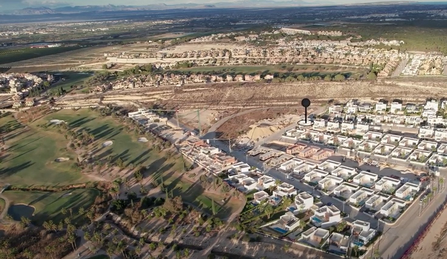 Luxuriöses und zeitloses Haus neben dem Golfplatz La Finca, Alicante