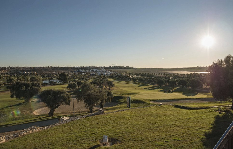 Luxuriöses und zeitloses Haus neben dem Golfplatz La Finca, Alicante