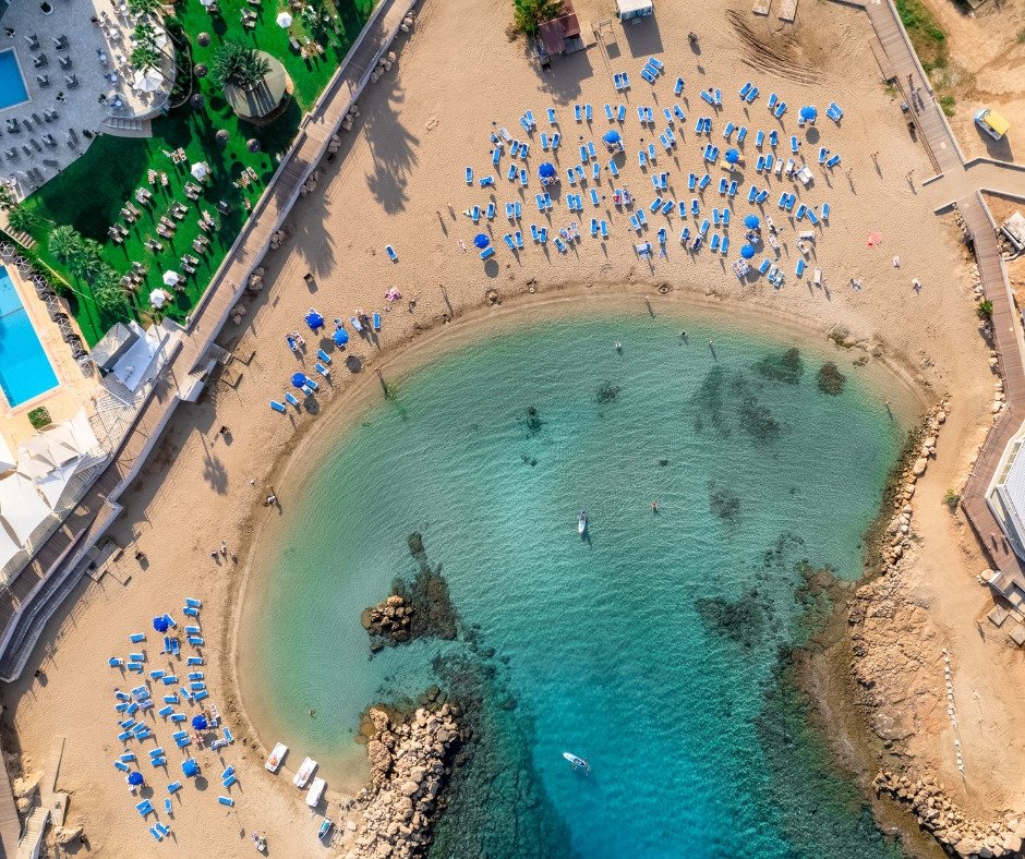 Luxuriöse 3 Zimmer mit großem Garten