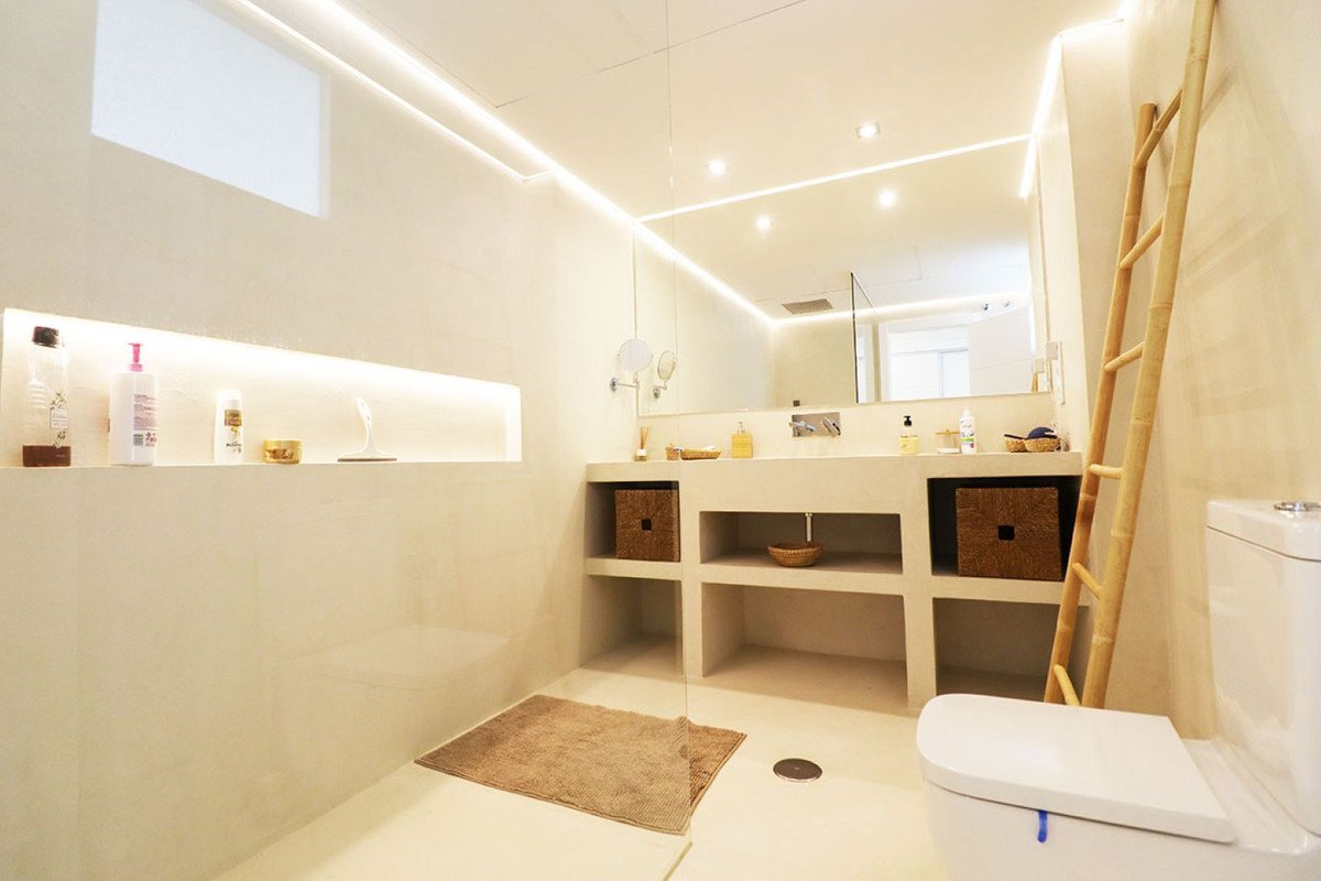 Luxusapartment mit atemberaubendem Meerblick in Cabopino, Marbella