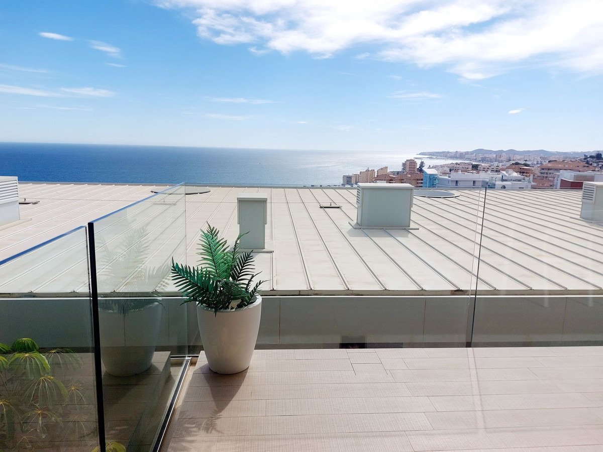 Luxuriöses Apartment mit atemberaubendem Meerblick in der prestigeträchtigen Lage von Fuengirola