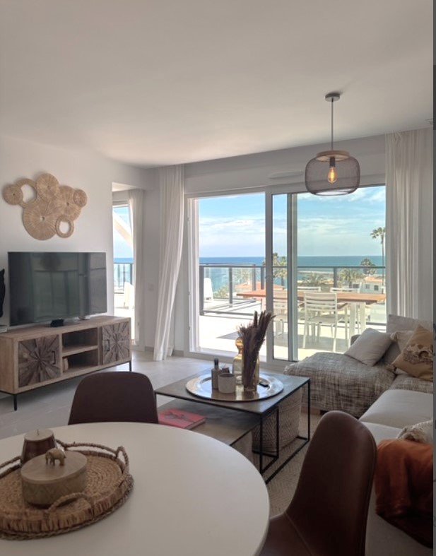 Exklusives Penthouse direkt am Meer in Denia mit Panoramasolarium