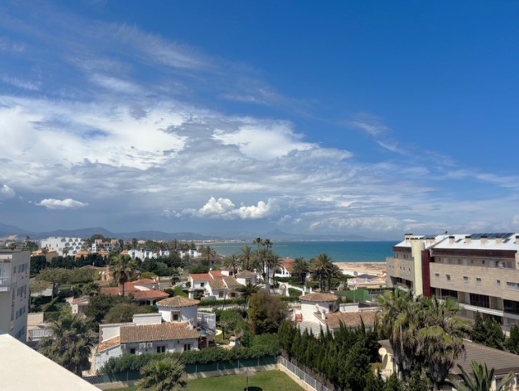 Exklusives Penthouse direkt am Meer in Denia mit Panoramasolarium
