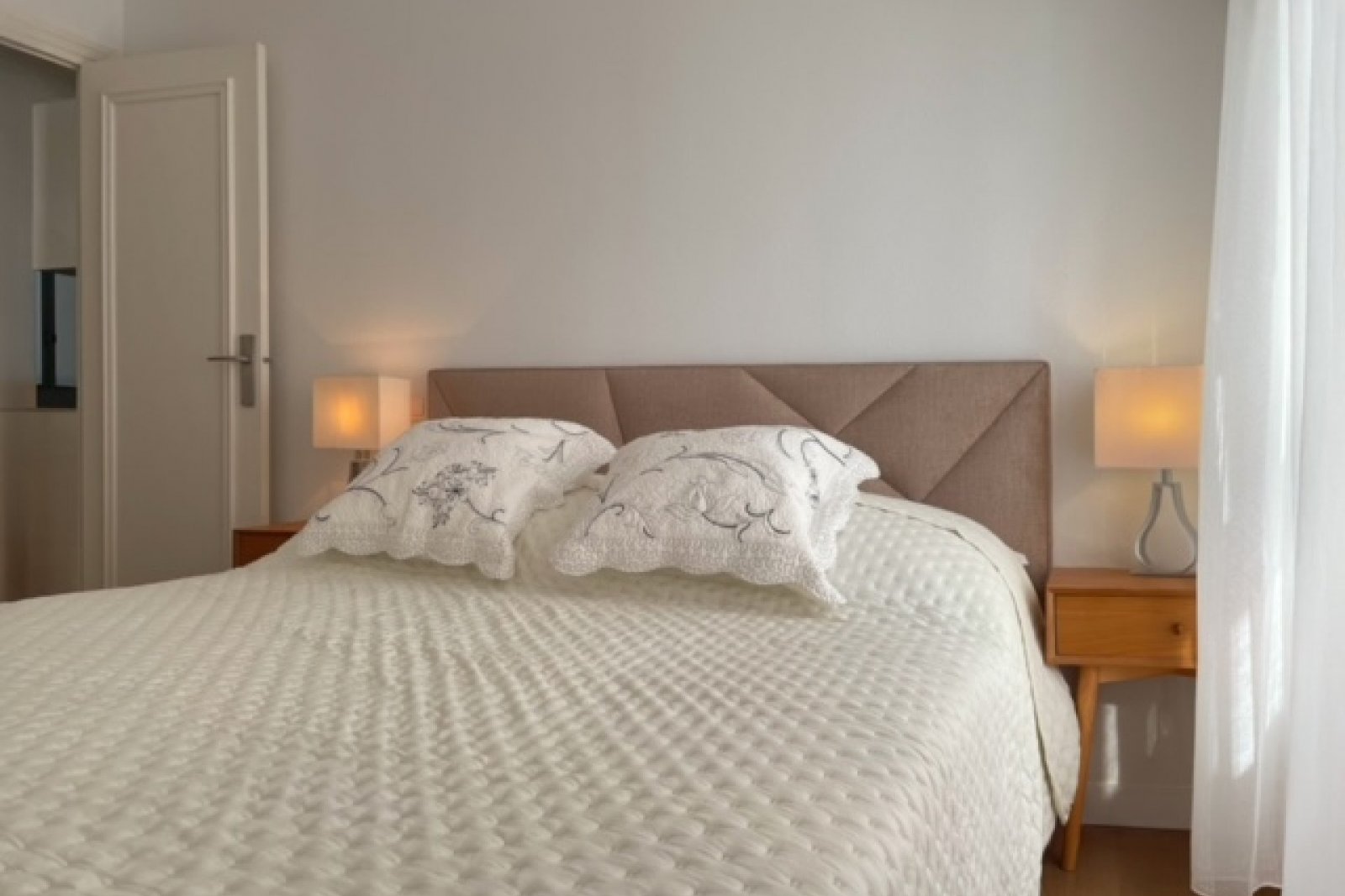 Luxusapartment mit Meerblick in erster Reihe – nur für diejenigen, die das Beste von Torrevieja erleben möchten.