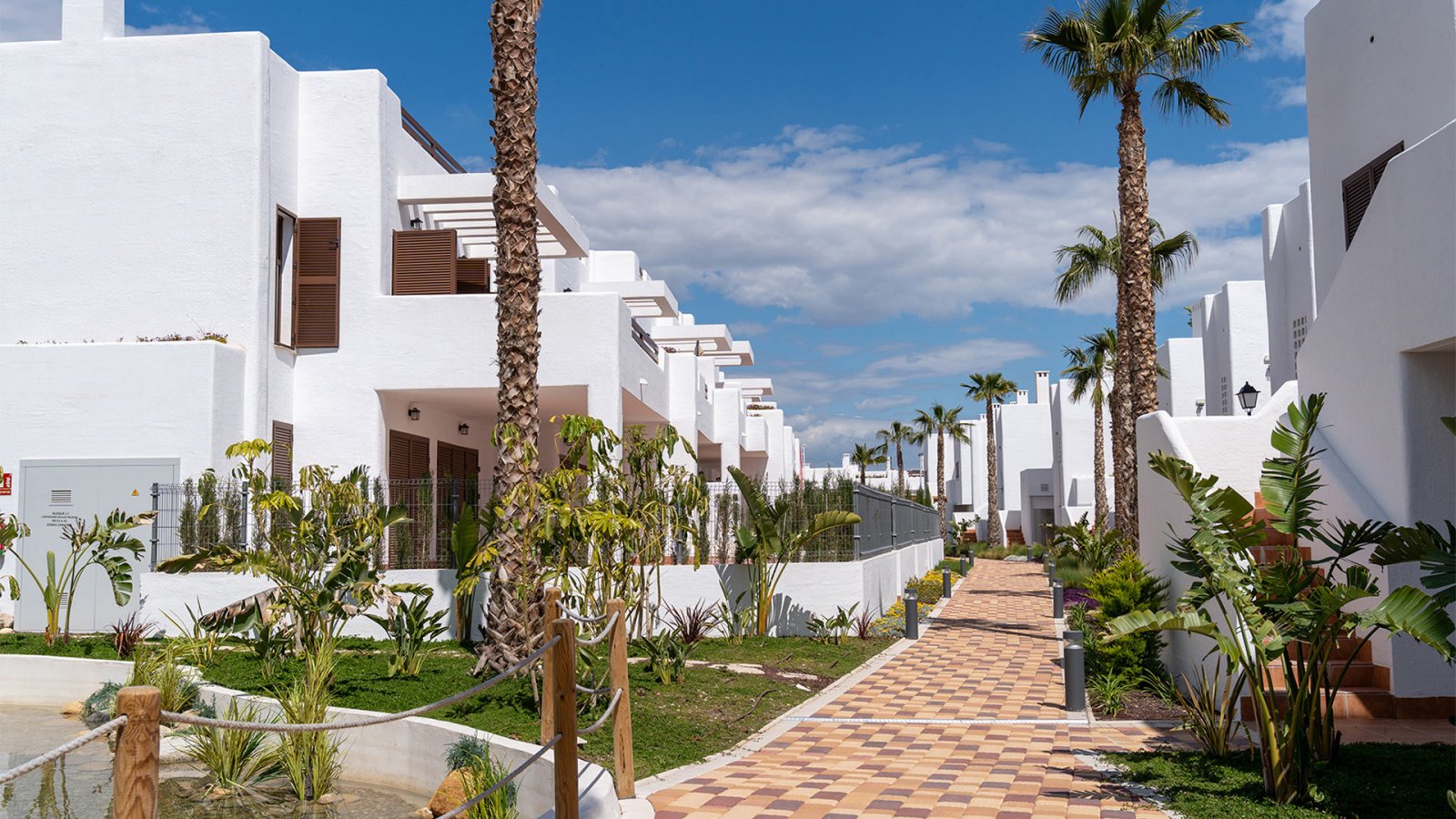 Exklusive neue Apartments direkt am Meer an der Costa Almería – modernes Wohnen in erster Strandreihe