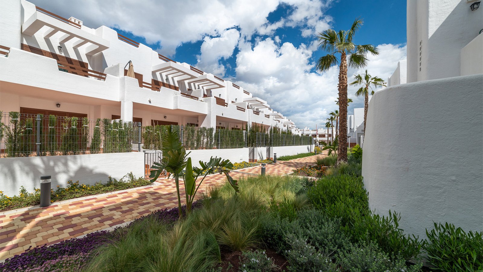 Neue Apartments direkt am Meer an der Costa Almería – modernes Wohnen in erster Strandreihe