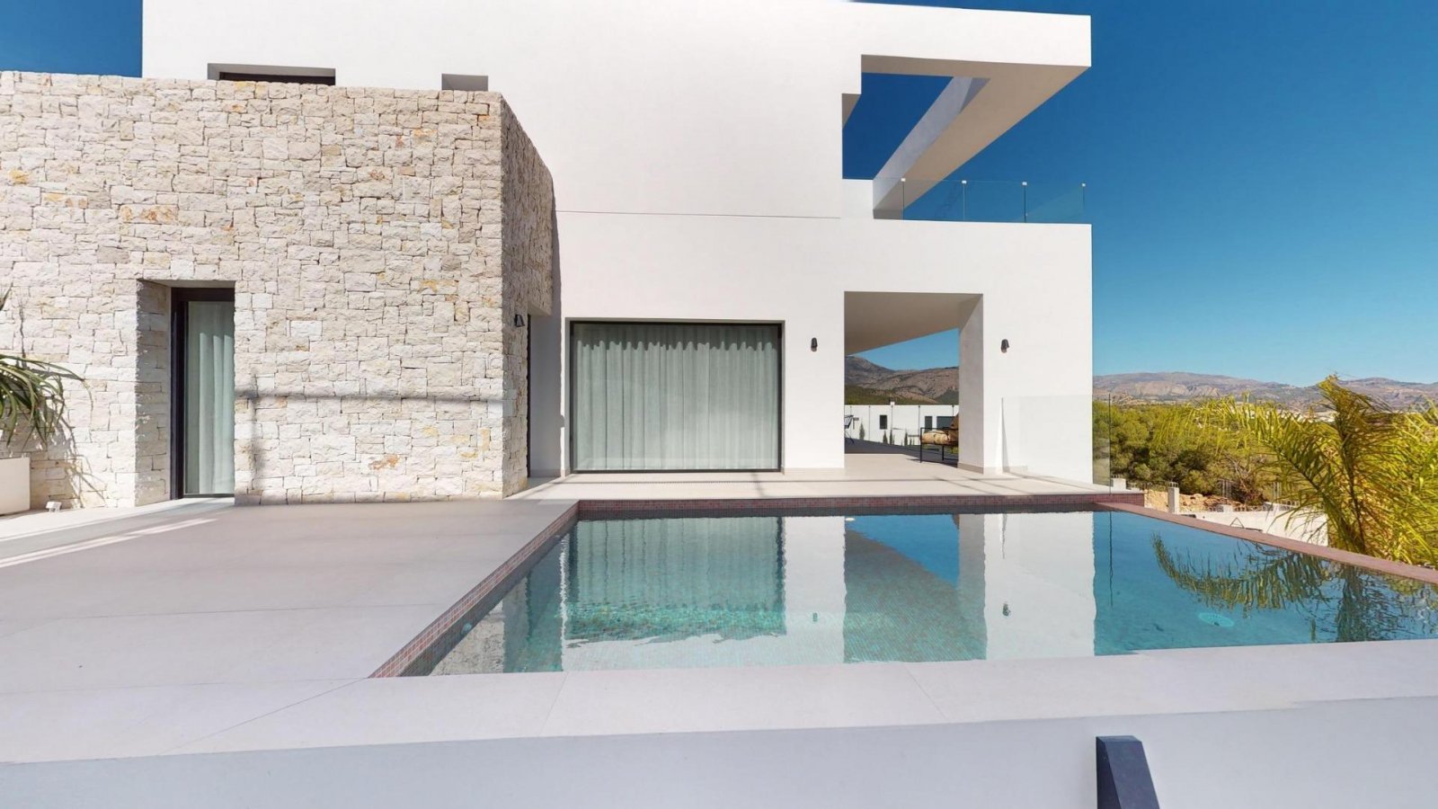 Luxuriöse neue Villa mit Swimmingpool und Panoramablick auf Meer und Berge – Polop, Costa Blanca