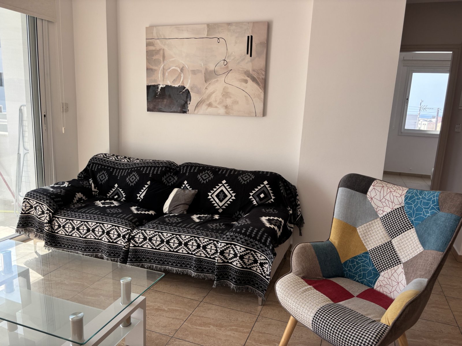 Modernes 2+1-Apartment in attraktiver Lage in Yeroskipou, Zypern