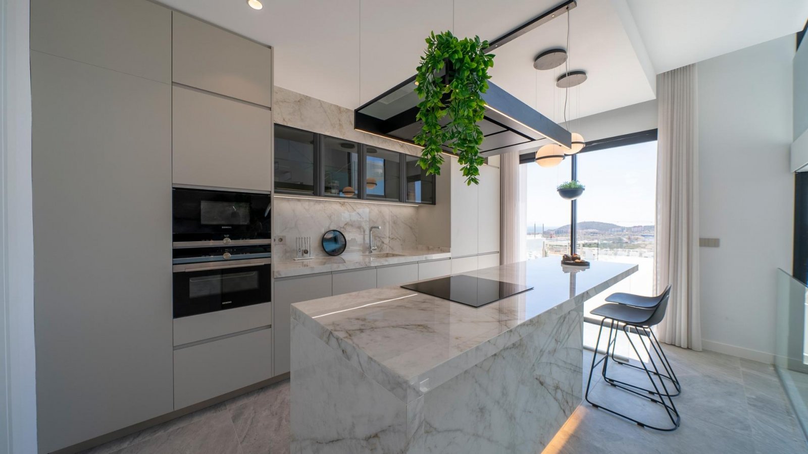 Elegante Villa mit Meerblick – Finestrat