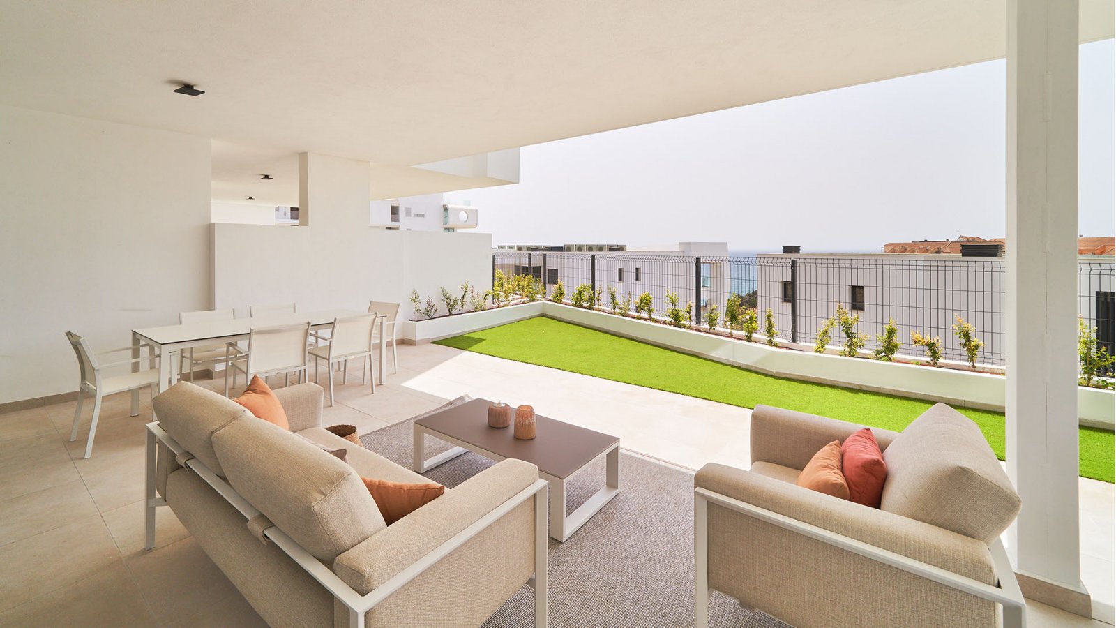 Modernes Apartment in einem Premium-Resort am Strand El Carvajal, Fuengirola, Costa del Sol