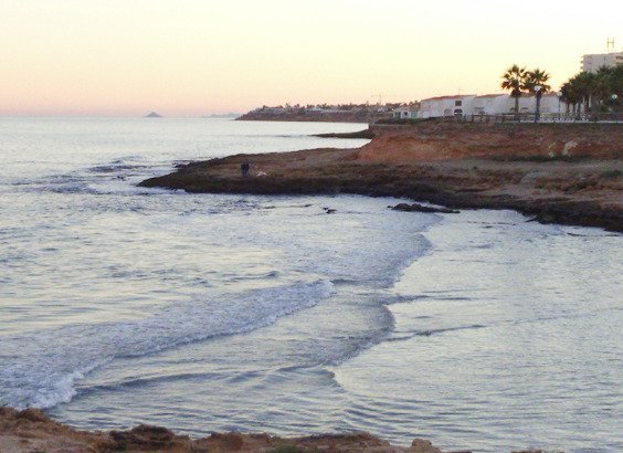 Elegantes Familienhaus an den Lagunen – 3 Schlafzimmer, 3 Badezimmer, Garten und Solarium, Torrevieja, Alicante