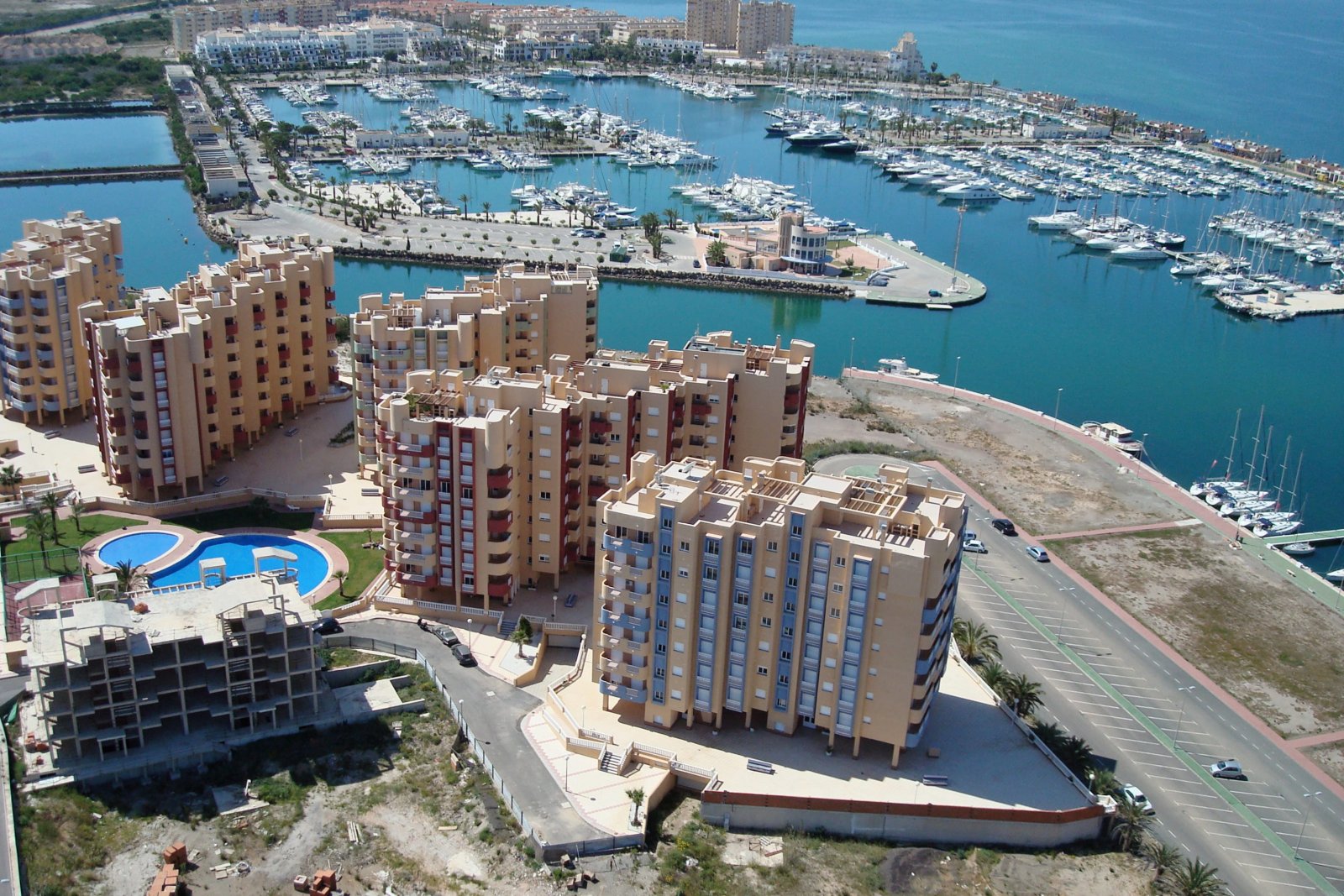 Moderne Apartments → direkter Meerblick und private Terrassen → Murcia