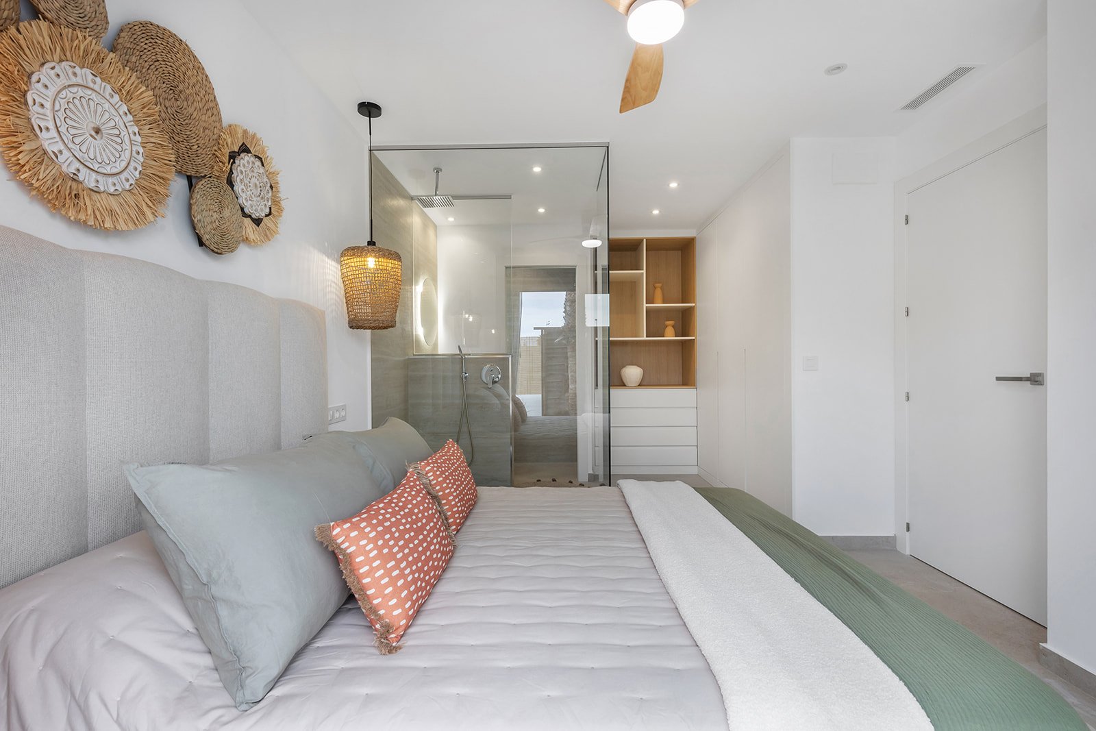 Modernes freistehendes Chalet, 1 km vom Meer entfernt, Los Alcázares