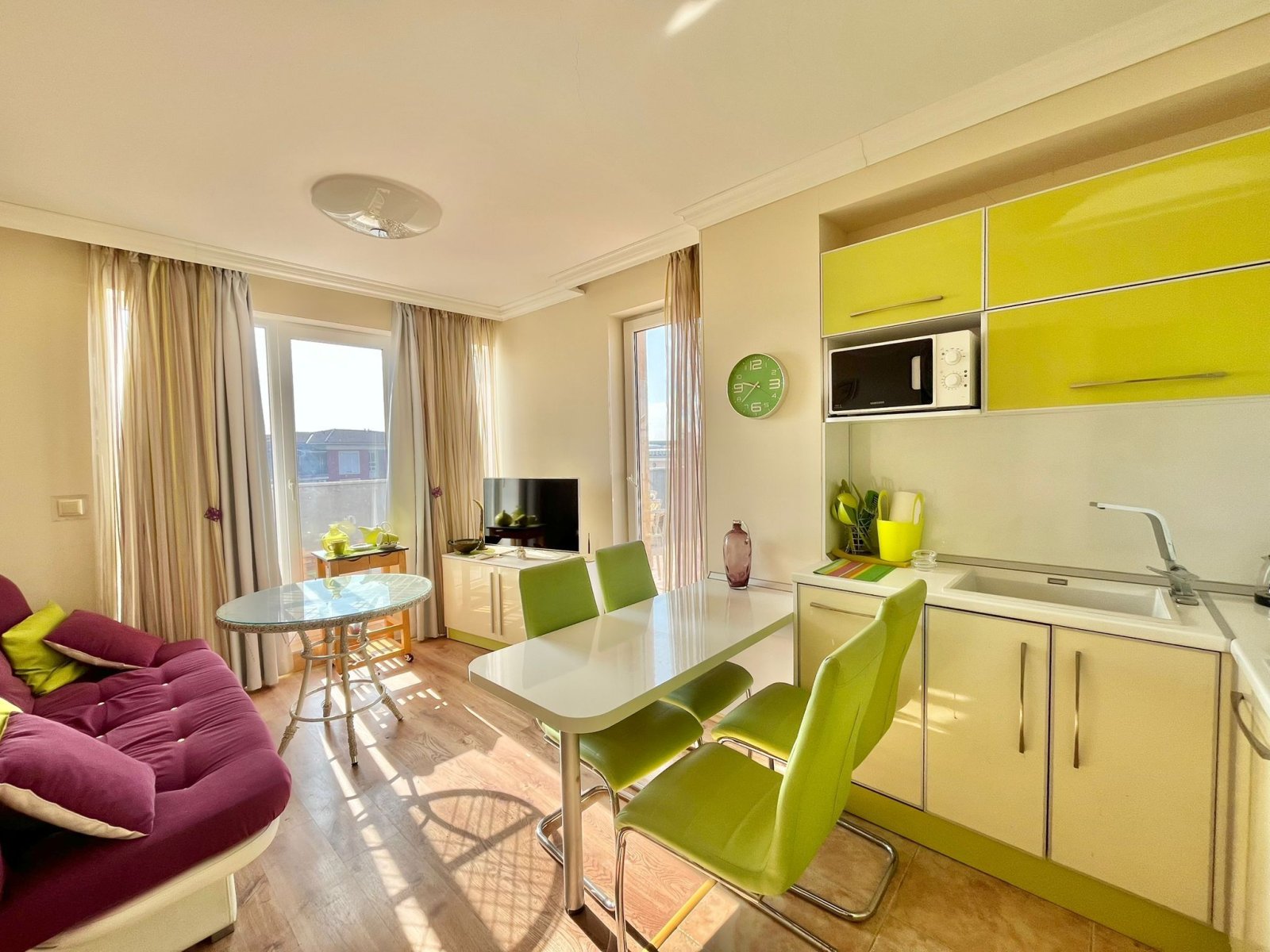 Appartamento con tre camere da letto con vista mare nel complesso Melia 10 a Ravda, Bulgaria