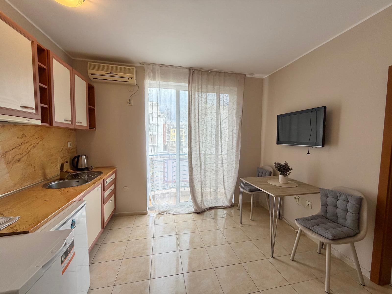 Appartamento con due camere da letto con vista sul cortile interno nel complesso Sunny Day 3, Sunny Beach, Bulgaria