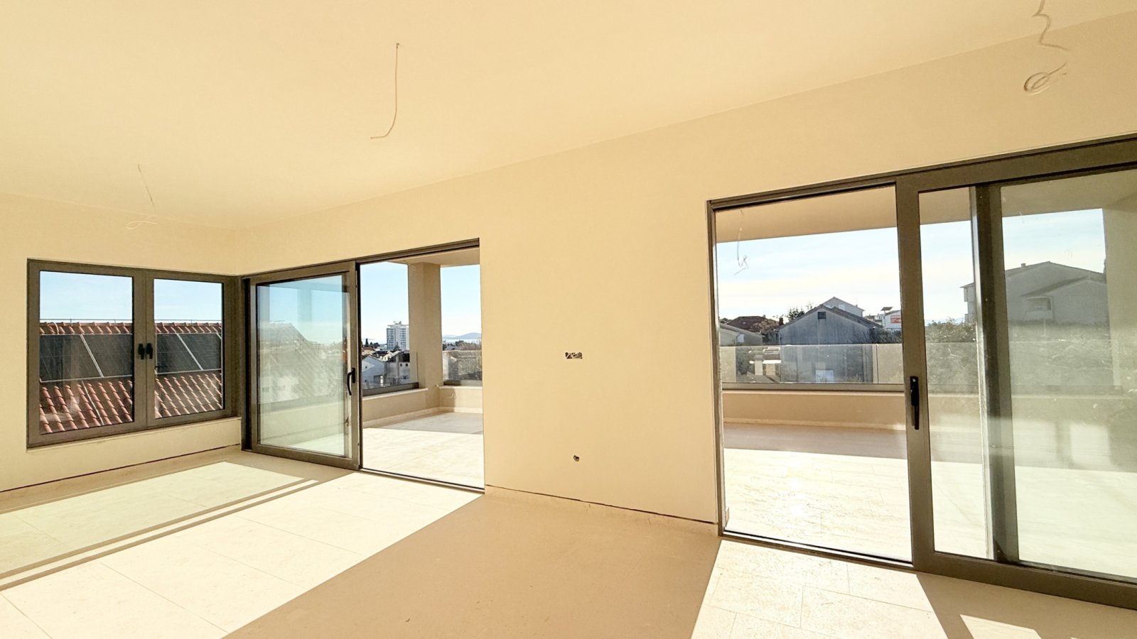 Luxuriöses Penthouse mit Panoramablick und zwei Parkplätzen, Vodice