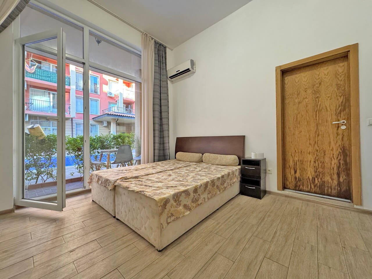 Studio con vista sulla piscina nel complesso „Sunny View Central“ a Sunny Beach, Bulgaria