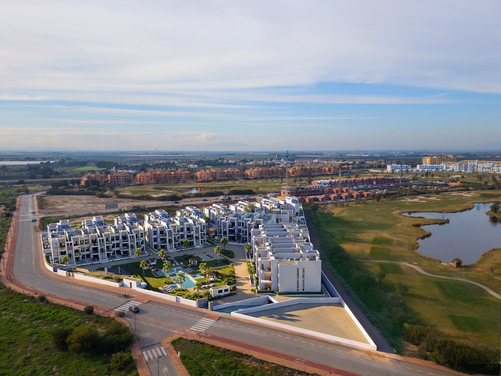 Luxusapartments 300 m vom Meer, 1 km vom Golfplatz entfernt, Los Alcázares