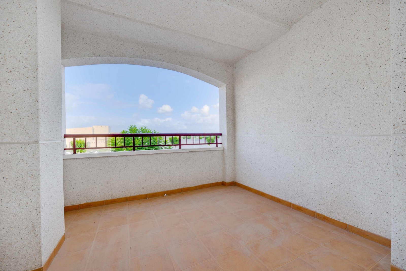 Moderne Apartments mit Terrasse und Pool, 30 km vom Flughafen San Fulgencio entfernt