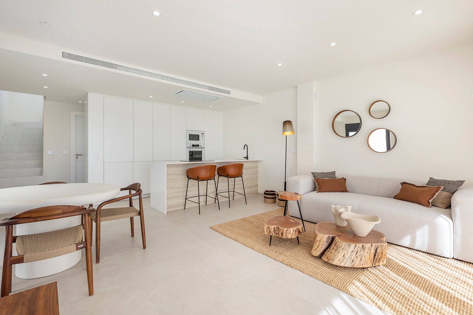 Modernes, freistehendes Ferienhaus mit privatem Pool und Garten, 2 km vom Meer entfernt, Los Alcázares