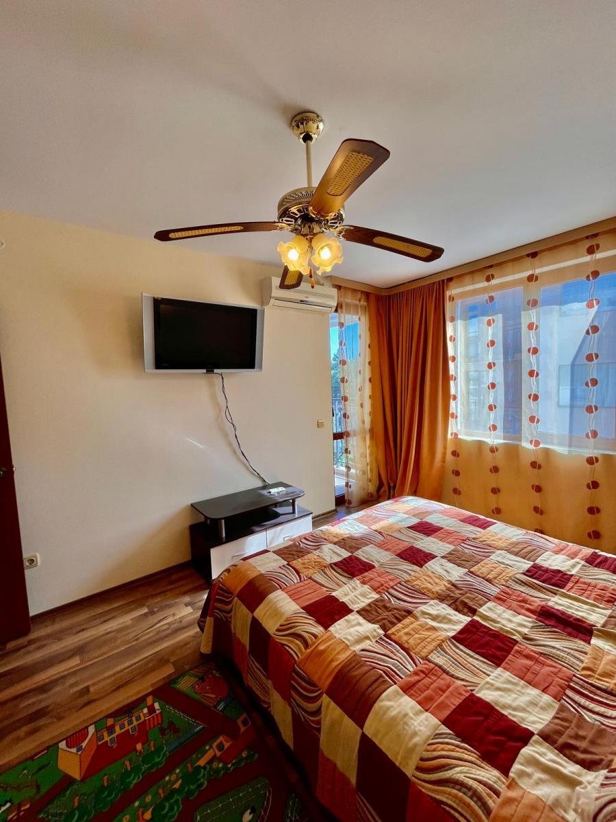 Appartamento con tre stanze nel complesso Sunny Victory – a 300 metri dal mare