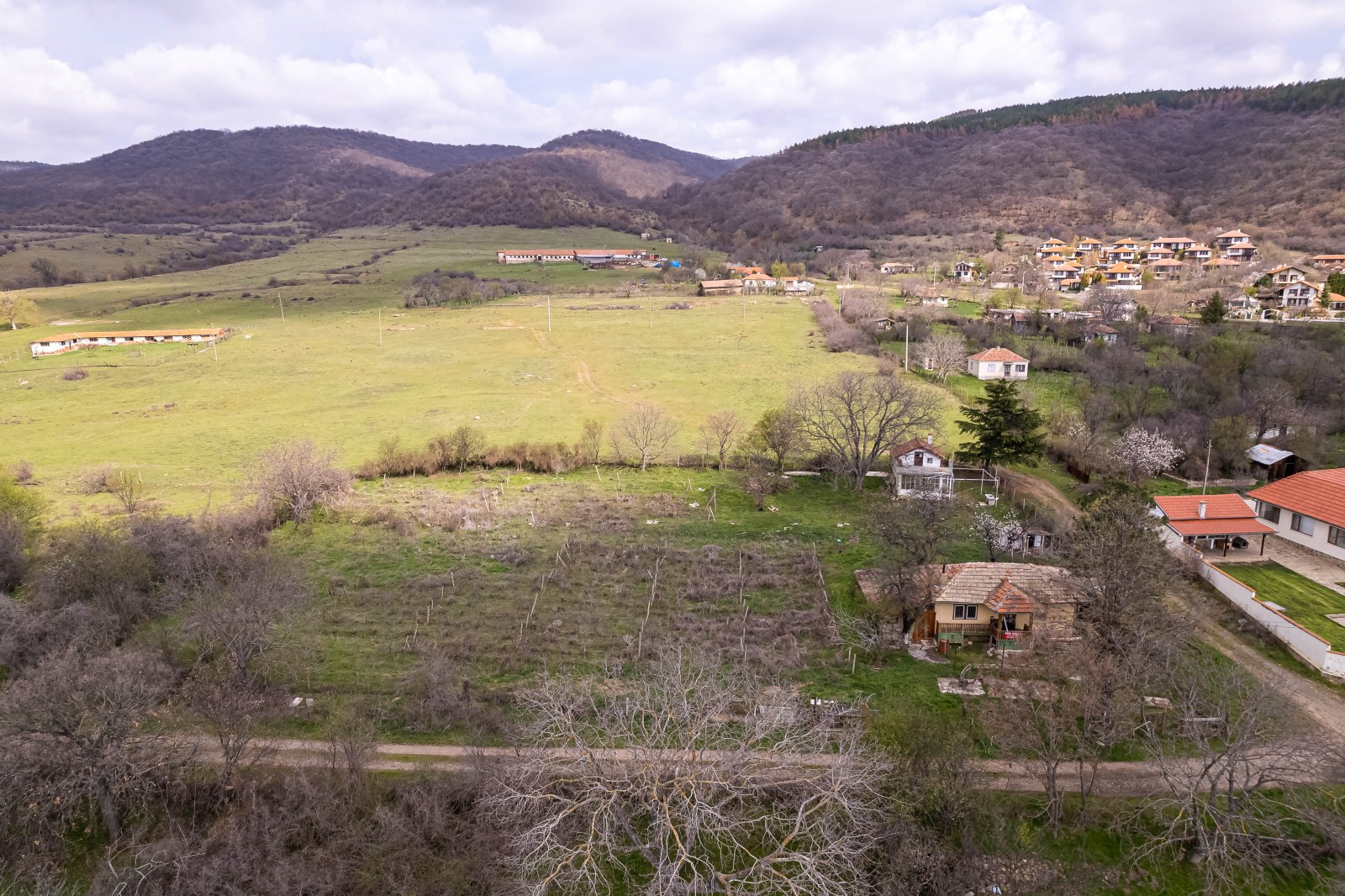 Terreno con vecchia casa a Goritsa, Bulgaria