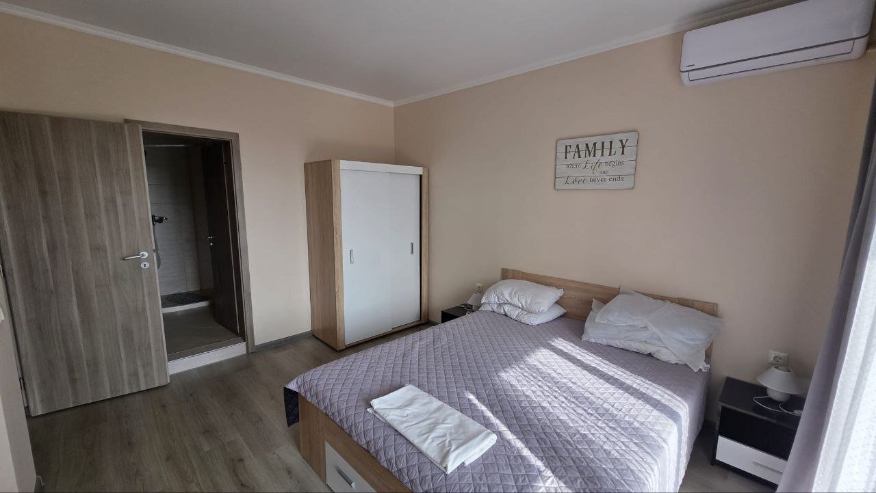 Appartamento di tre camere con vista piscina nel complesso VIP Vision, Sunny Beach, Bulgaria