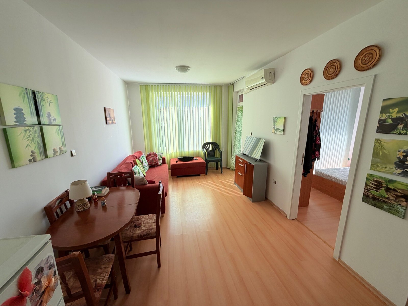Appartamento con due camere e vista sulla piscina nel complesso Sunny Day 5, Sunny Beach, Bulgaria