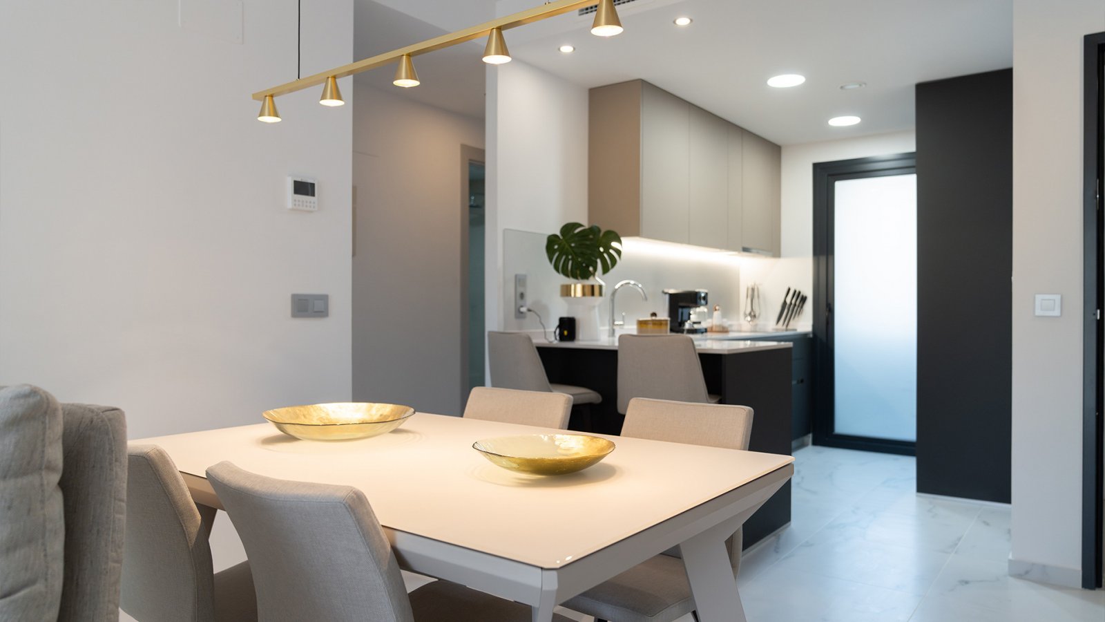 Geräumige Wohnung mit Panoramablick auf das Meer und den Golfplatz in Benidorm