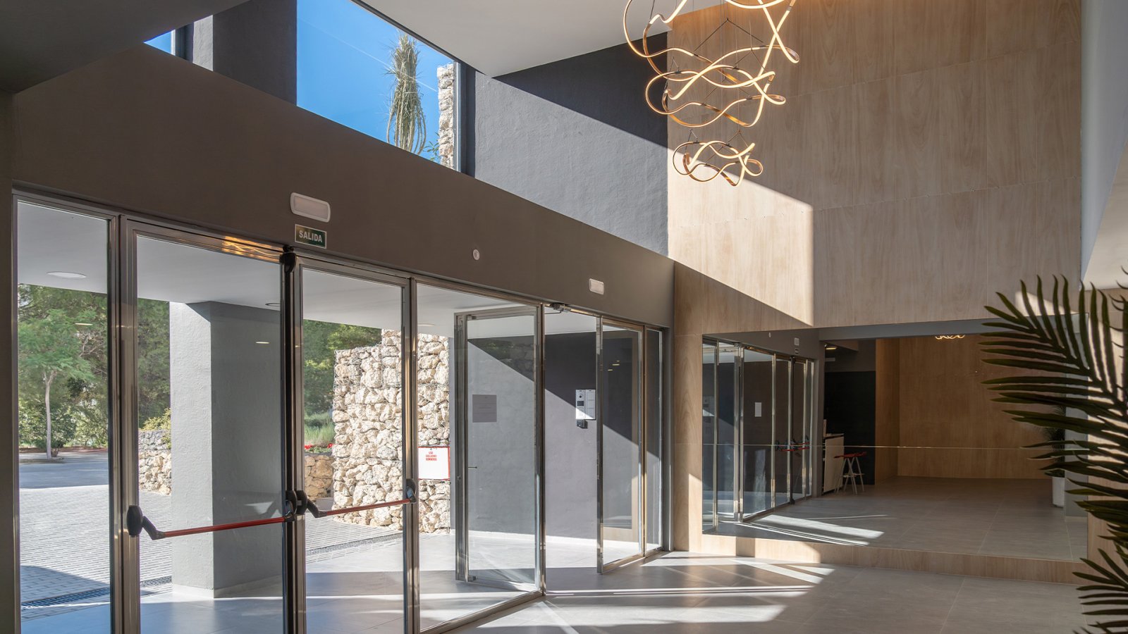 Geräumige Wohnung mit Panoramablick auf das Meer und den Golfplatz in Benidorm