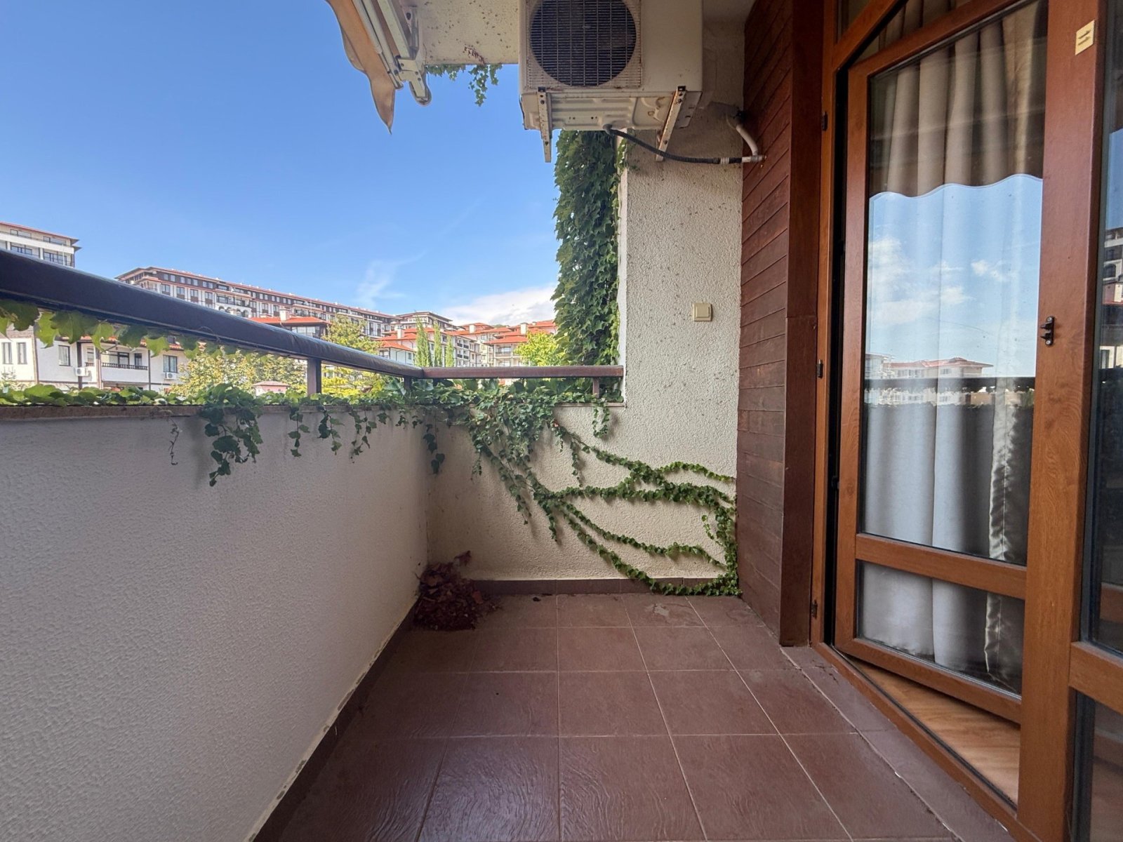 Appartamento con tre stanze e vista frontale sul mare nel complesso „Garden of Eden“, Sweti Wlas.