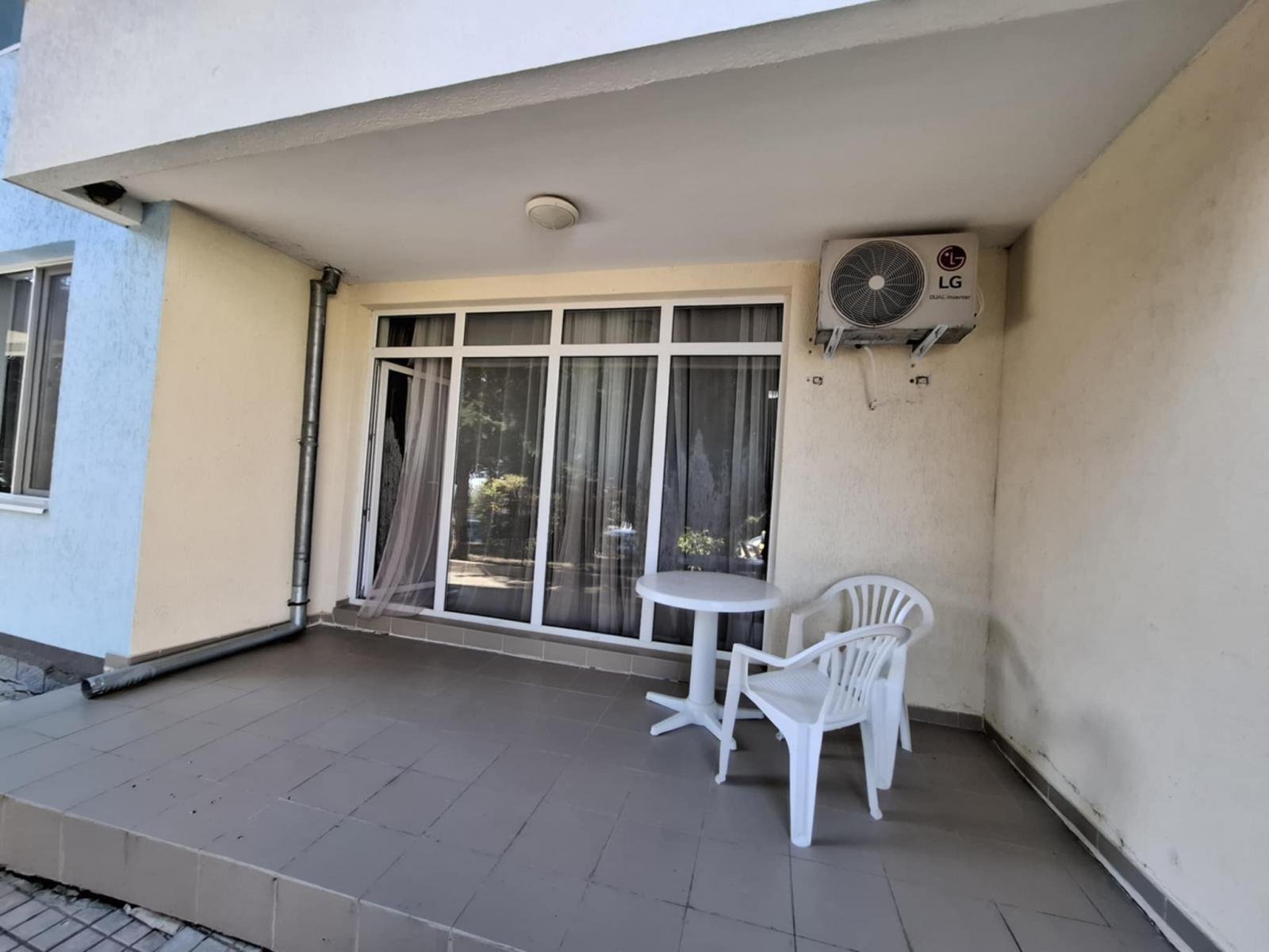 Furnished 1-Bedroom Apartment in Sunset Kosharitsa | Pool View | Quiet Area