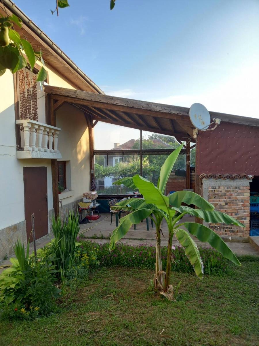 Casa di villaggio accogliente con giardino vicino a Tsarevo | 68 m² | €59.850