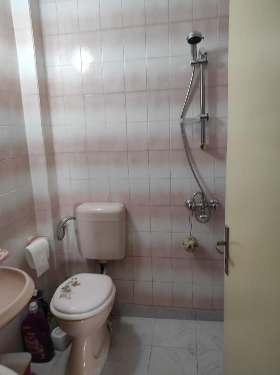 Ampia casa su più livelli con giardino a General Toshevo | 300 m² | €115.500