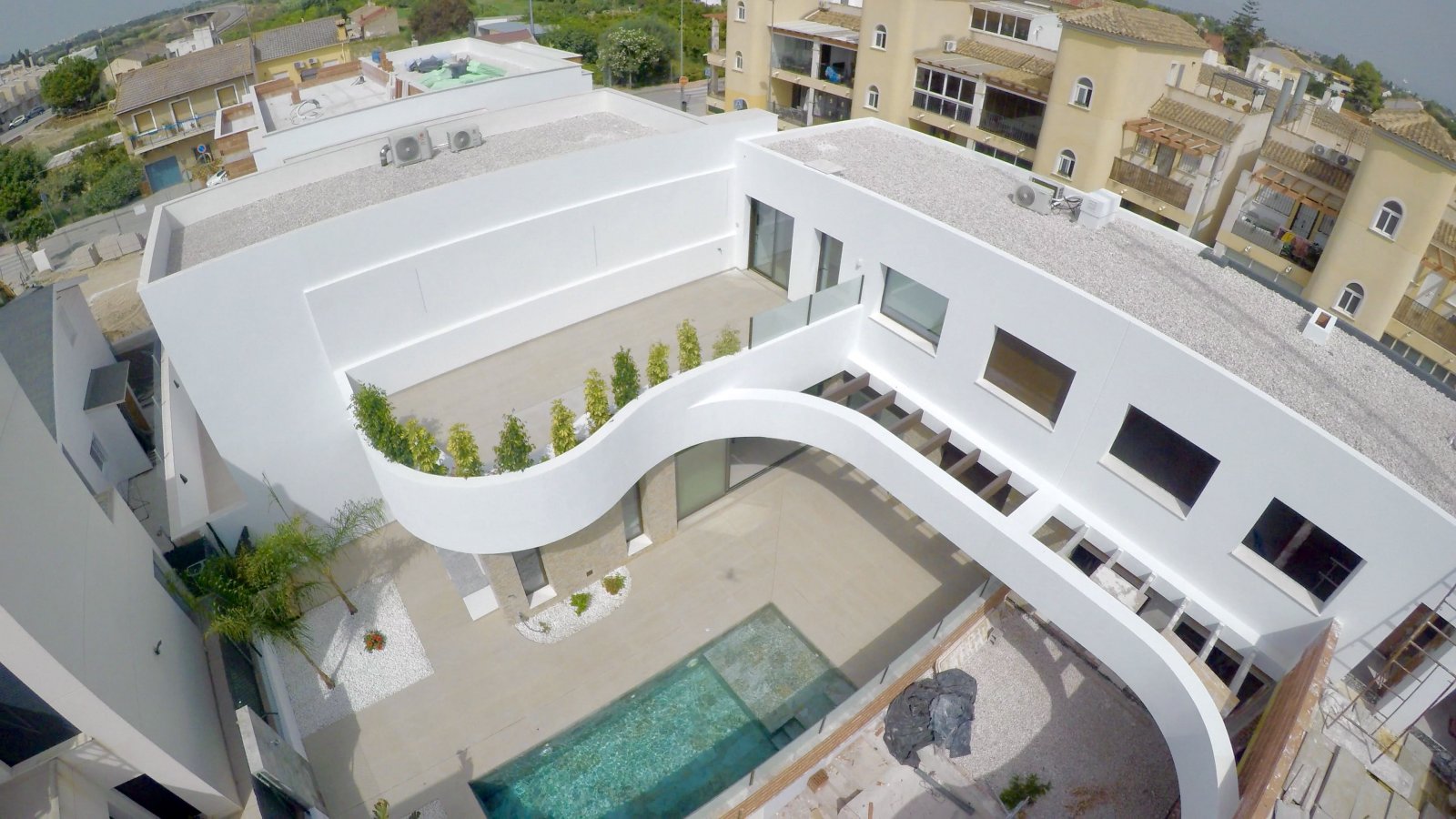 Exklusives Stadthaus, privater Garten und Pool, Heredades