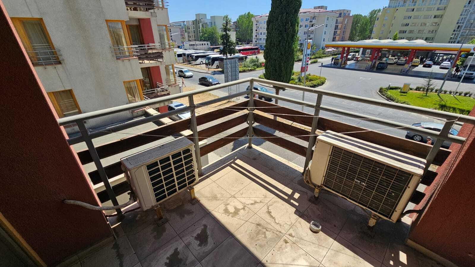 Vari diversi appartamenti con 2 camere nel Tria Apart Sonnenstrand Bulgaria