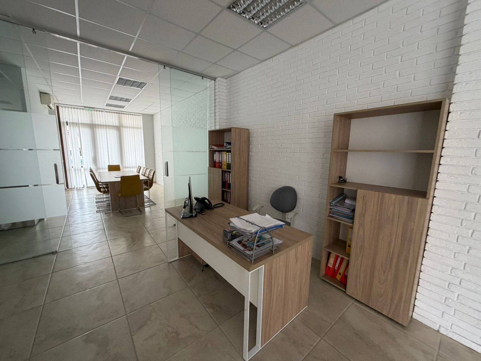 Spazio commerciale per un supermercato nel complesso Star Dreams a Sveti Vlas