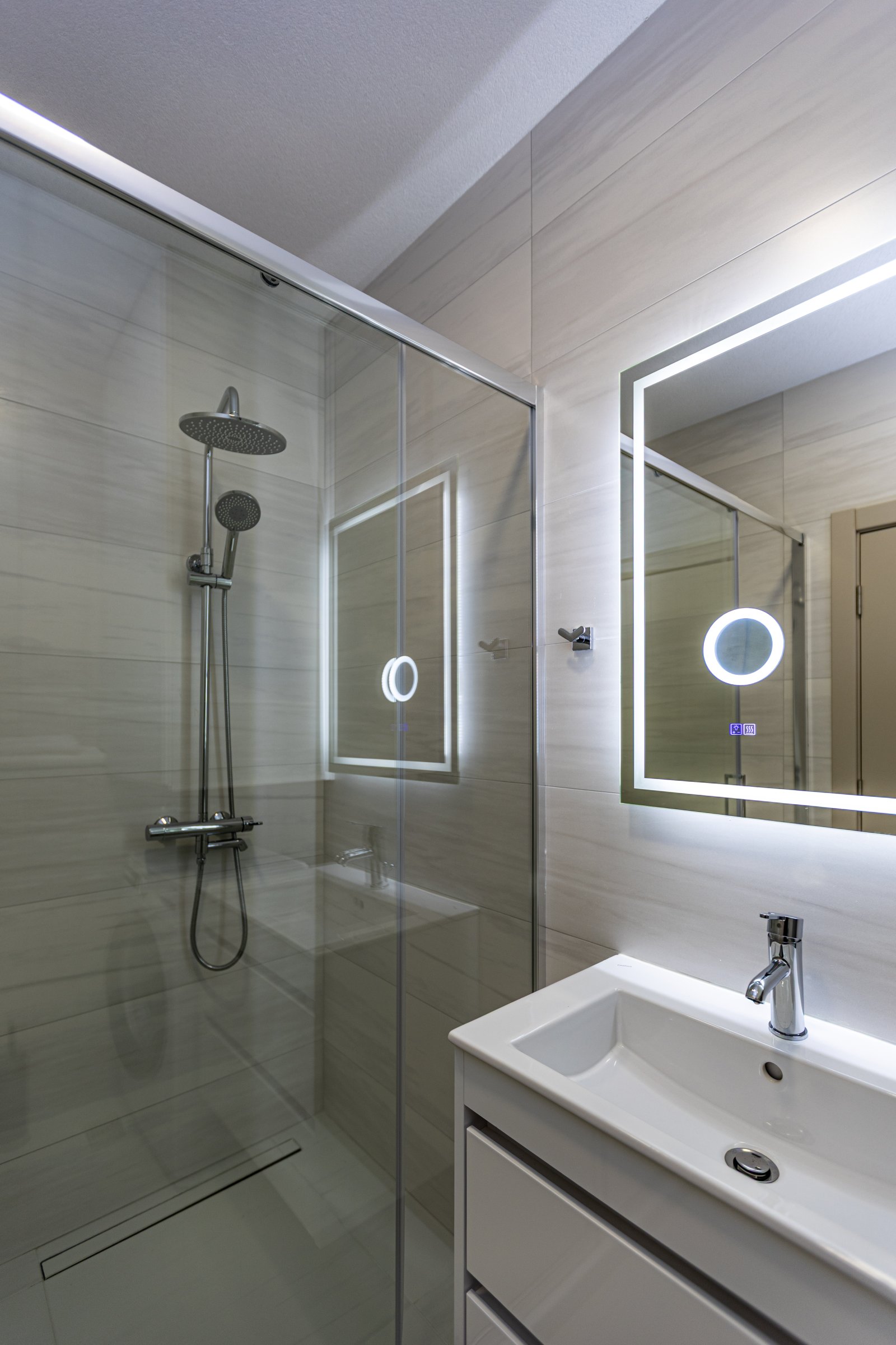 Appartamento di 2 camere in Emilia Romagna, verde, spiaggia soleggiata, Bulgaria.