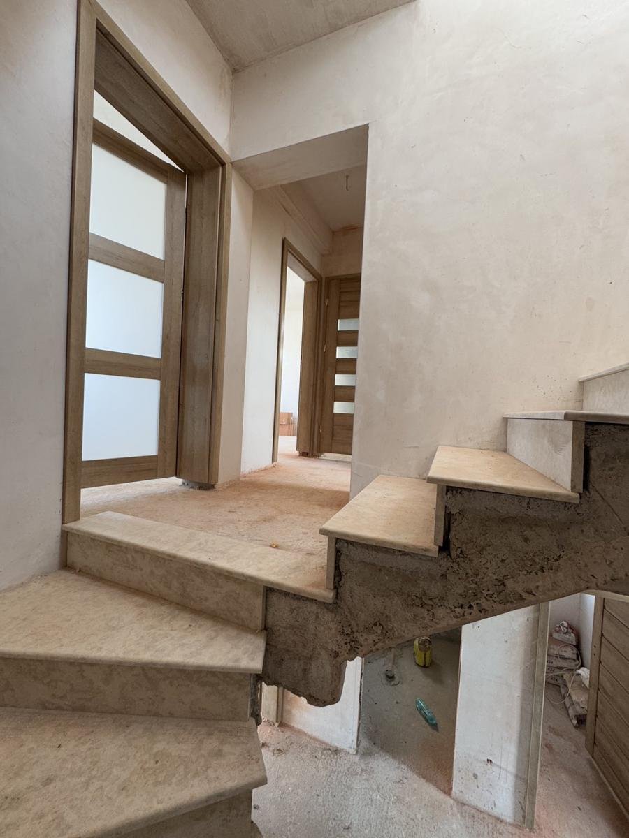 Nuova Casa Moderna con Terrazza Panoramica a Kamenar | 174 m² | €200.025